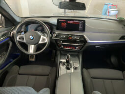 
										2021 BMW 5er 520i M Sport full									