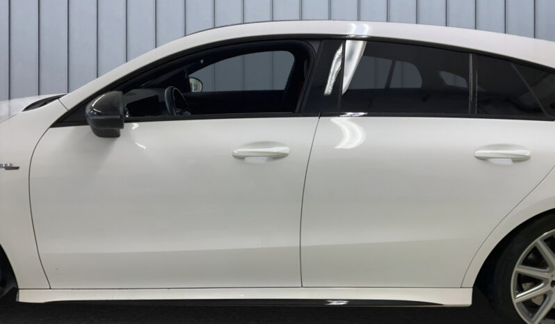 
								2021 Mercedes-Benz CLA-Klasse CLA 35 Shooting Brake AMG 4Matic full									