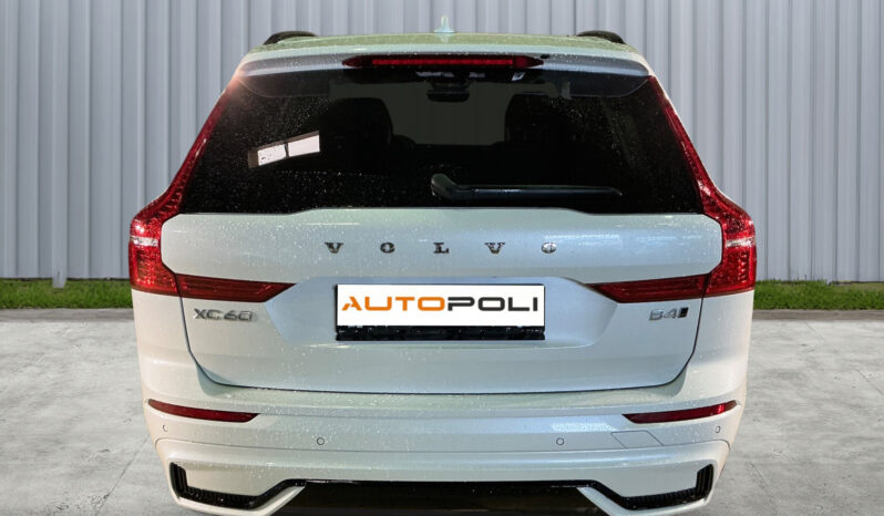 
								2023 Volvo XC60 2.0 B4 Plus Dark AWD full									