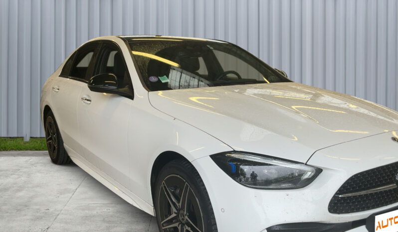 
								2022 Mercedes-Benz C-Class C300e AMG Line full									