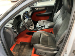 
										2020 Volvo XC40 1.5 T2 R Design 2WD full									