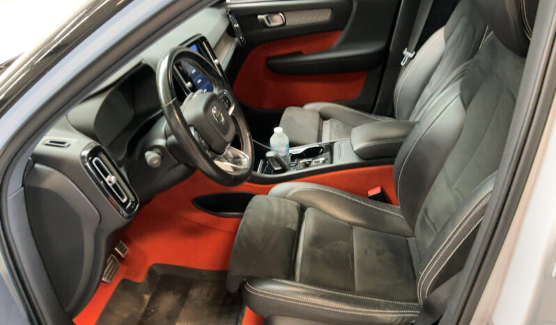 
								2020 Volvo XC40 1.5 T2 R Design 2WD full									