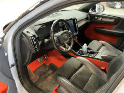 
										2020 Volvo XC40 1.5 T2 R Design 2WD full									